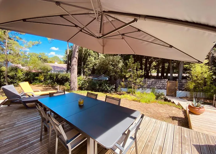 Maison Familiale Dans Les Pins A 500m De La *